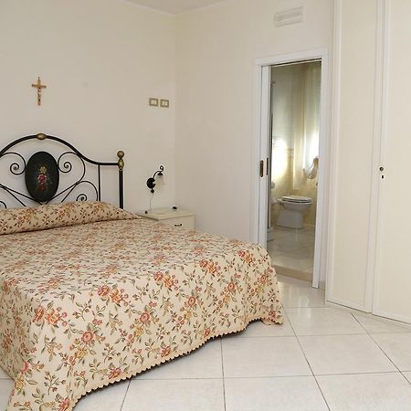 L'Airone Hotell Margherita Di Savoia Exteriör bild